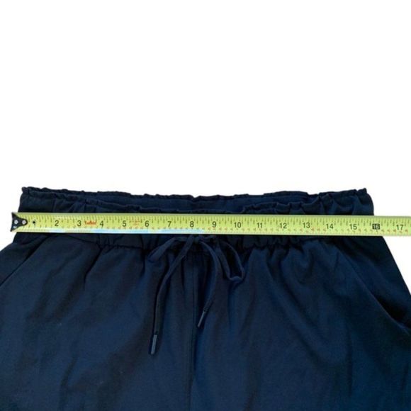 Black Lululemon Keep Moving Pant Size 12 - Picture 9 of 12
